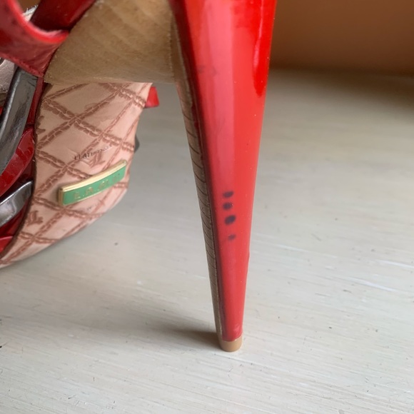 Shoes - Picture 7 of 7